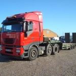 Strallis 07 500 with King Low Loader 001